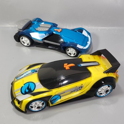 Hot Wheels Hyper Racer Quick Sic Cyber Speeder Color Crasher Light Sound Lot