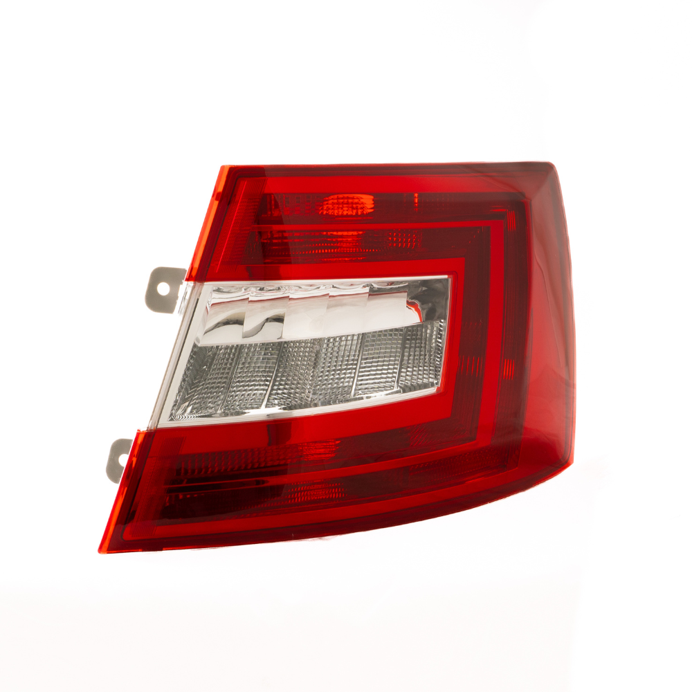 Skoda Octavia Hatchback 2013-2016 Rear Tail Light Lamp Right Side NON LED
