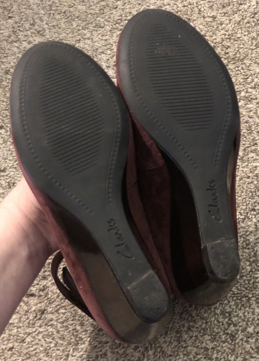 Clarks Artisan Clarks Wynnmere Fox Shoes Clarks Artisan Aubergine