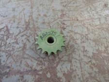 JOHN DEERE PLANTER SPROCKET AA25751 7000 7100 15T 11T