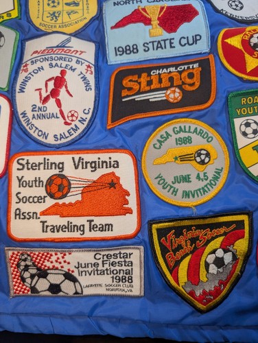 36 Vintage Youth Soccer Club Patches On Youth L(14-16) Hartwell Jacket NC,VA,SC - Picture 10 of 15