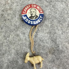 1940 Carry On With (Franklin) Roosevelt Presidential Campaign Portrait Pin