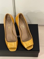 CHANEL Patent Leather Open Toe Pumps Gold CC Logo Yellow Beige made france Used