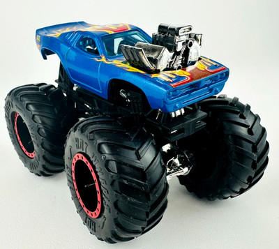 Hot Wheels HW Monster Trucks Rodger Dodger Blue 1 64 Diecast 3.75 Inch