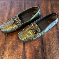 Stuart Weitzman Women’s  Green Croc-Like Faux Patent Leather Loafers Size 10M