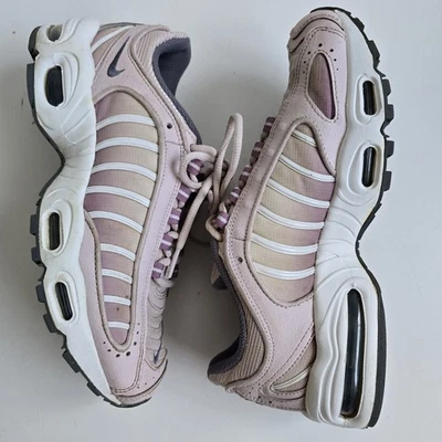 NIKE AIR MAX TAILWIND IV BASKETS À PEINE ROSE ROSE CK2600-600 FEMMES UK7 EUR41 - Photo 1/4