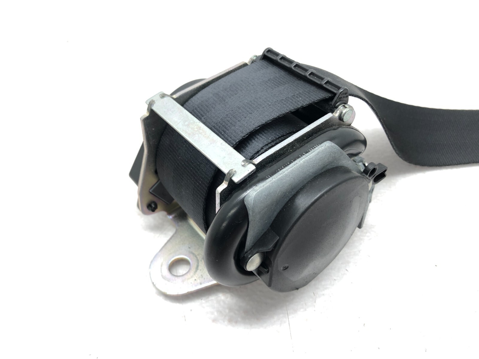 2014-2021 MASERATI QUATTROPORTE AWD LEFT DRIVER REAR SEATBELT RETRACTOR OEM