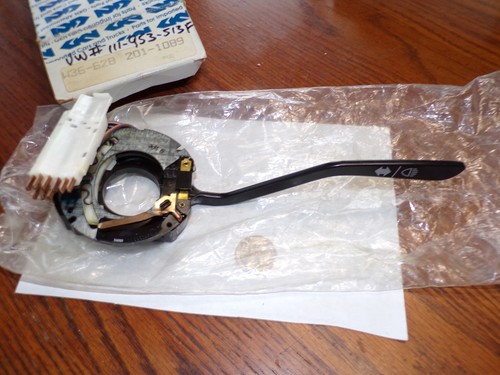 NOS W.GERMAN GENUINE "K"#8191,VW#111953513F TURNSIGNAL/HI-BEAM FLASH 1972-79 BUG - Picture 2 of 16