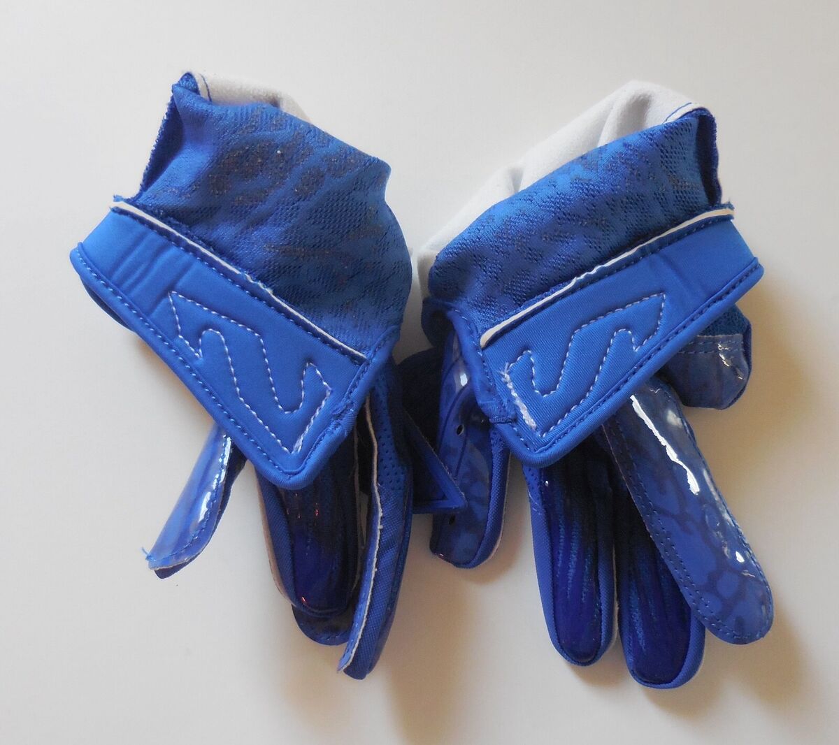 Nike Jordan Fly Lock Football Gloves Men Game Royal/Game Nike Jordan Fly Lock Football Gloves Men Game Royal/Game