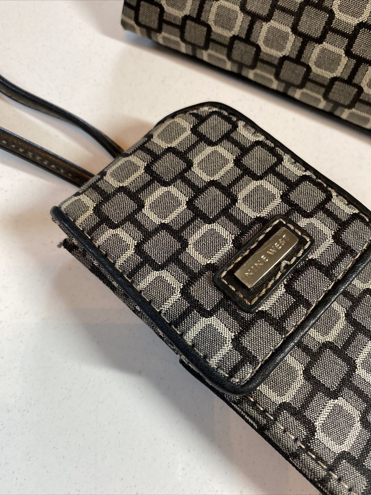 Nine West Black Grey Geometric Handbag With Card/… - image 2