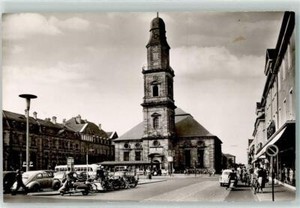 39303794 - 8520 Erlangen Hugenottenplatz Motorroller VW-Kaefer Hugenottenkirche