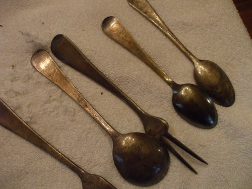 5 PIECES OF FLATWARE WITH COF PA ON HANDLES MARKED ARNBE TRIPLEX OVERLAY - Picture 6 of 7