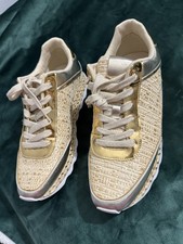KARL LAGERFELD PARIS Women's Miara Espadrille Sneakers 139