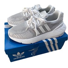 Boys Adidas Swift Run 22 Low Textile Trainers Shoes Size UK3.5 White