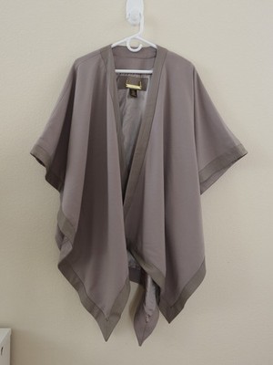 Iman gorgeous chic light beige women poncho genuine leather size M/L