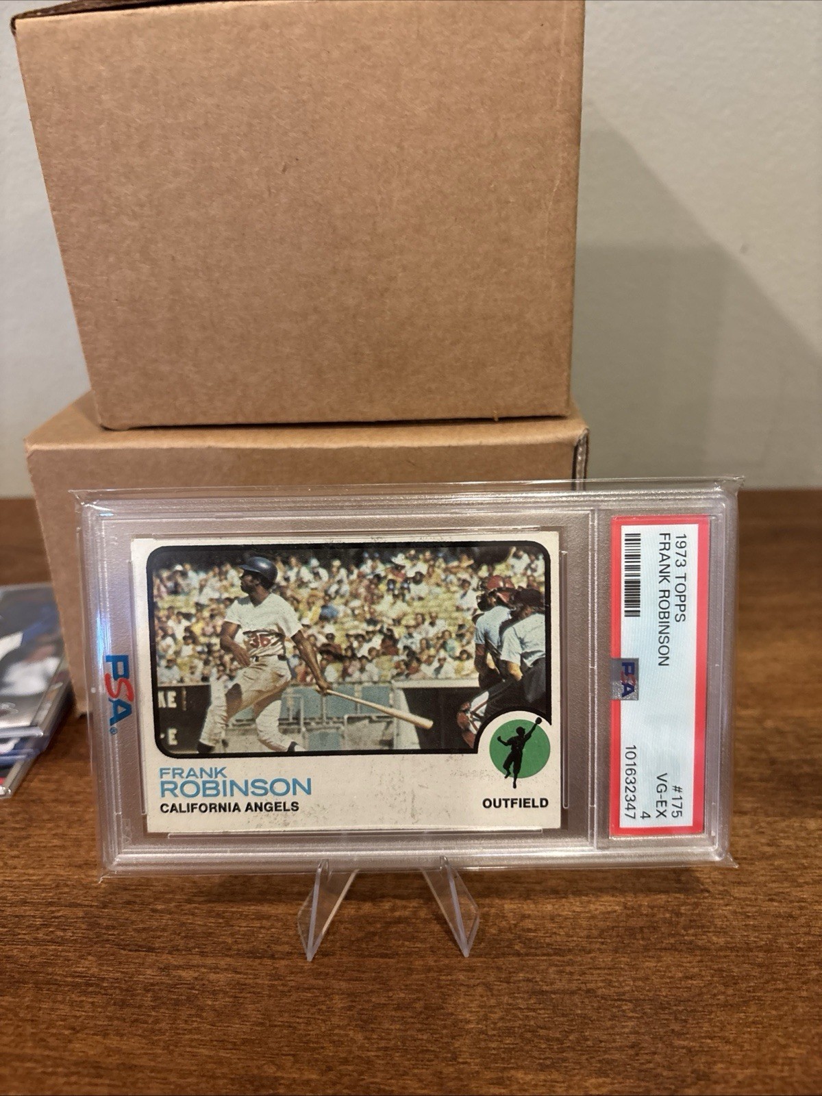 1973 Topps Frank Robinson #175 California Angels PSA Graded 4 MINT