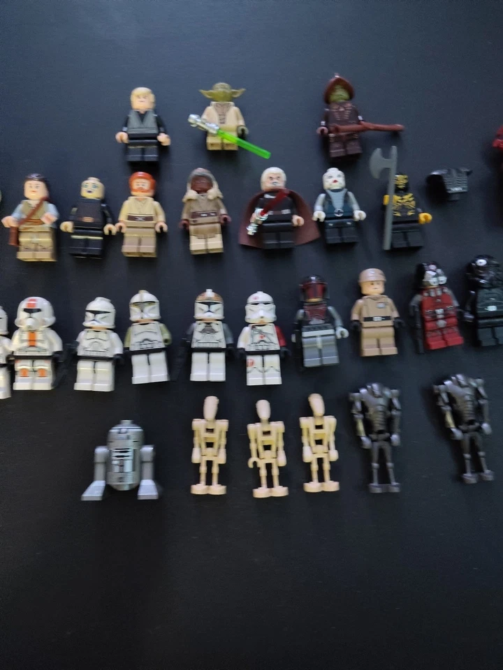 Star Wars: Lote de minifiguras Lego con clones, Siths, Jedi, ¡y más! Foto 3 de 4