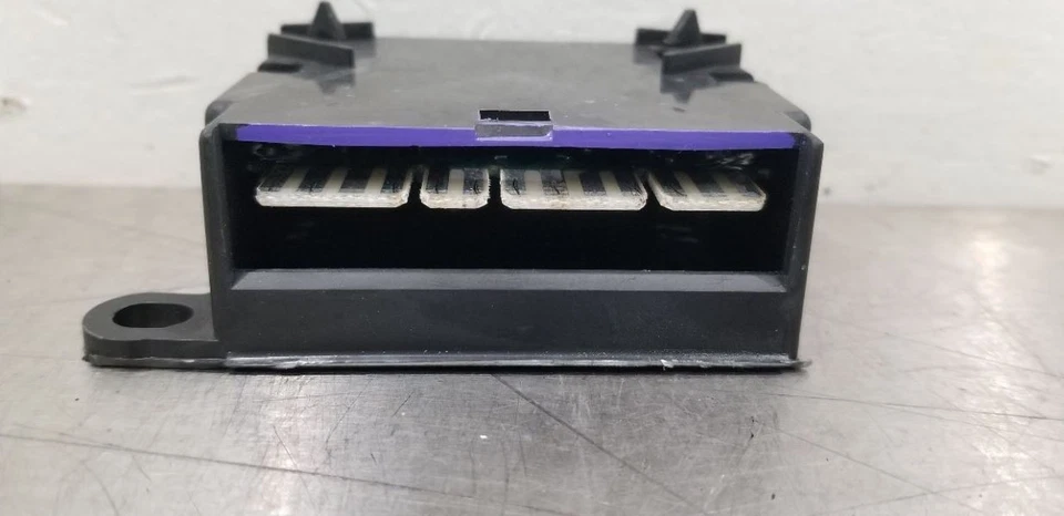 89 MÓDULO DE CONTROL DE BLOQUEO ROBO CHEVY CORVETTE 16039969 Foto 4 de 4