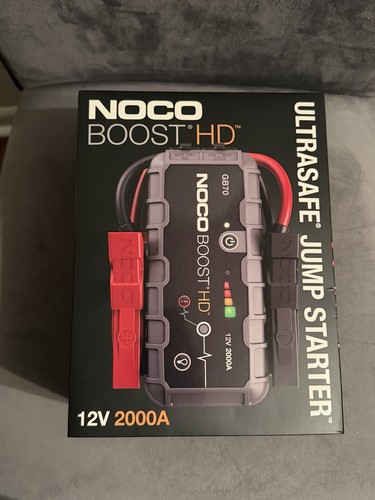 NOCO Boost GB70 2000A UltraSafe Jump Starter - Full Kit with Box - READ DESC..