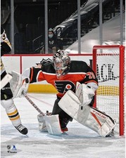 Carter Hart Philadelphia Flyers Unsigned Reverse Retro Jersey Making Save Photo