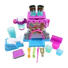 Play-Doh Kitchen Creations Candy Delight 16 pieces Playset with Instructions