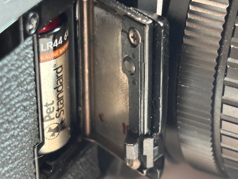 Generic Canon AE-1, AE-1 Program & A-1 Battery Door  - New [TESTED for Fit] Foto 2 de 4