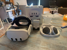 Meta Quest 3 512GB Standalone VR Headset Whit...