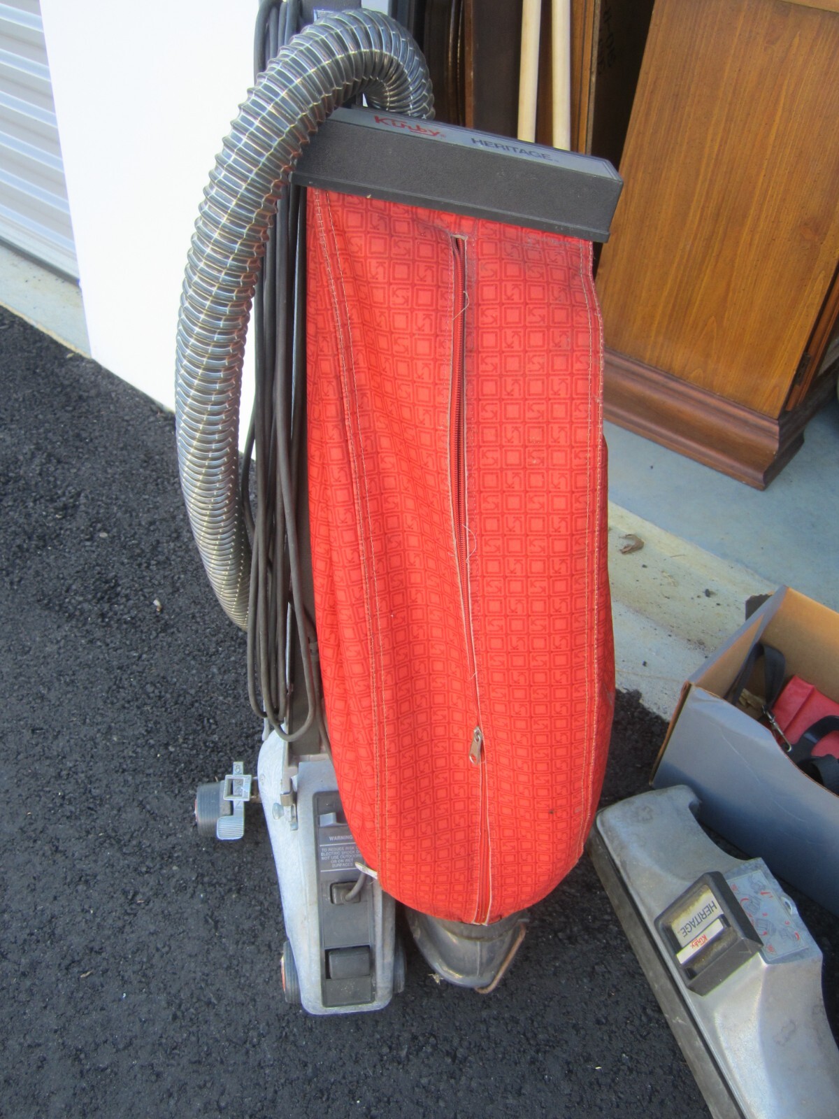 VTG KIRBY TURBO HERITAGE VACUUM W/ACCESSORIES, READ ALL, NO FREE