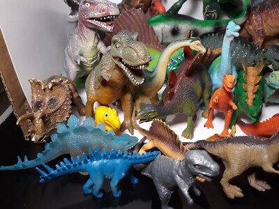 40 Vintage Assorted Dinosaur Toys - T-Rex, Brontosaurus, Raptor