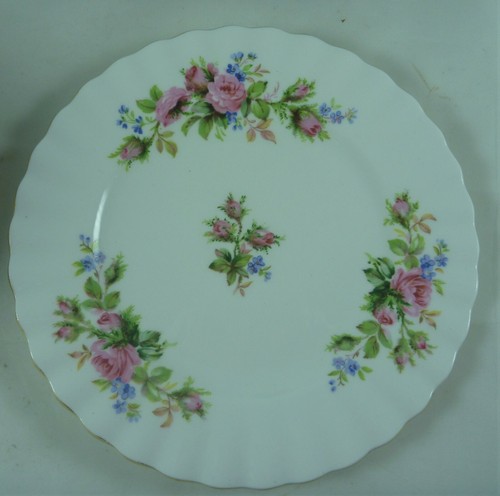 VINTAGE ESTATE  ROYAL ALBERT TEA CUP SAUCER & PLATE TRIO MOSS ROSE ST #16158 - Picture 6 of 8
