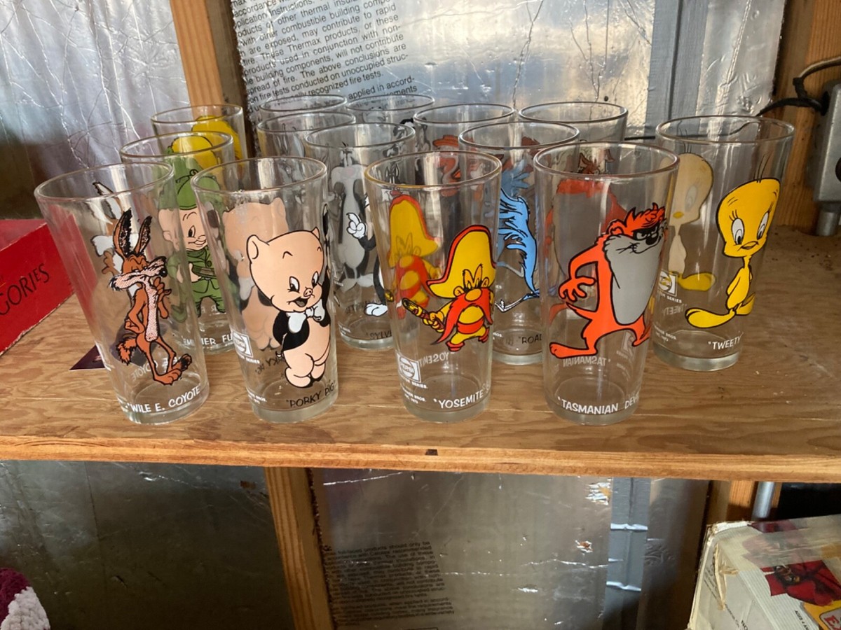 ルーニー・テューンズ PEPSI グラスセット 16個 VINTAGE- 1977 -1976 Collection Series Pepsi Glasses. Looney