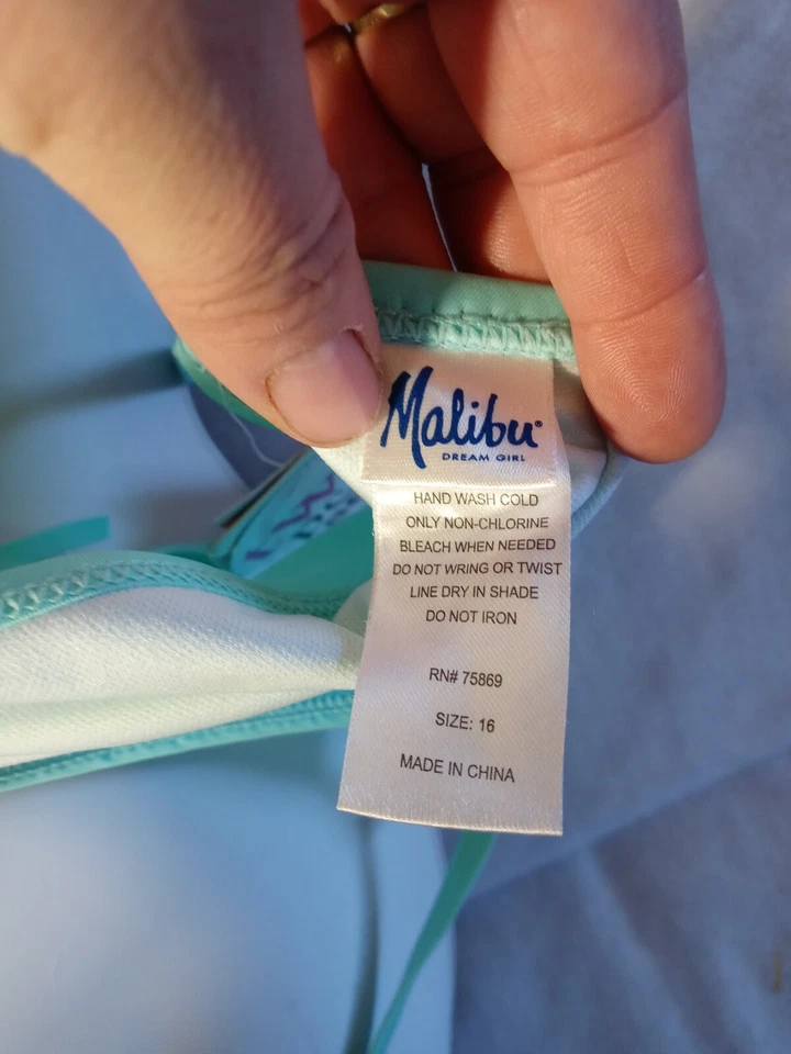 NOVO com etiquetas - Top de biquíni Malibu Dream Girl verde-azulado com franja tamanho 16 - Imagem 4 de 4
