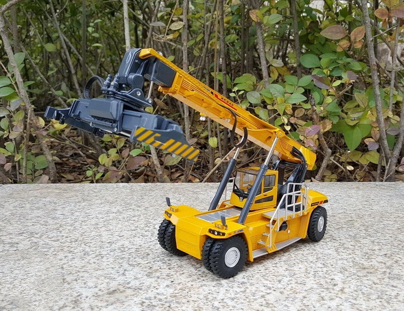 1/50 Scale XCMG XCS45 Container Reach Stacker Diecast Model Collection Toy Rare