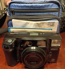 Minolta Freedom Zoom 90 Black 35mm Film Camera with Voyager Case