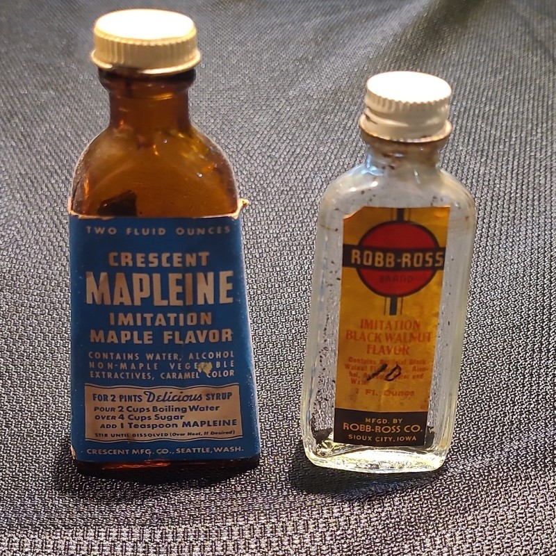 Vintage Crescent Mapleine Maple & Robb-Ross Black Walnut Bottles 2oz 1oz