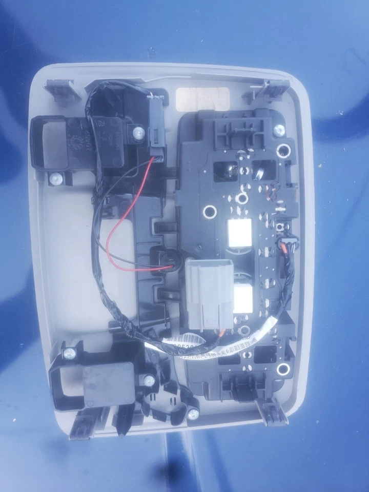 Chevrolet Traverse 2009-2017 consola superior domo mapa luz OEM. 20853808 Foto 2 de 2