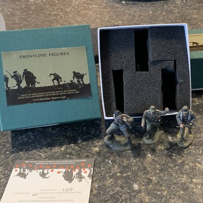 Frontline Figures Hand Painted White Metal Infantry Toy Soldiers Set GST5 Boxed