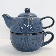 Pier 1 Stoneware Stacking Tea Pot w/ Cup Mug For One Blue w/ Embossed Pattern