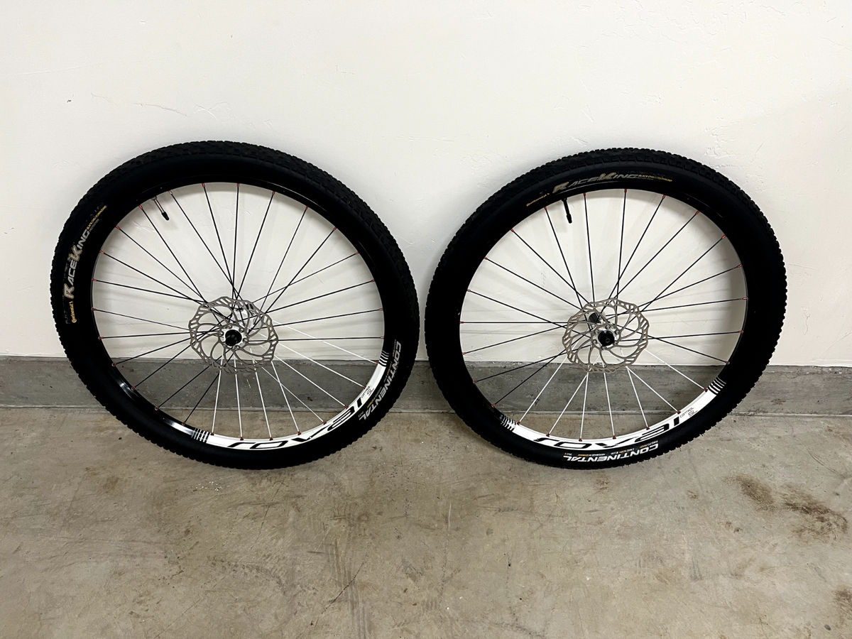 ROVAL CONTROL SL WHEELSET SUPERLIGHT 26, tires, rotors, cassettes