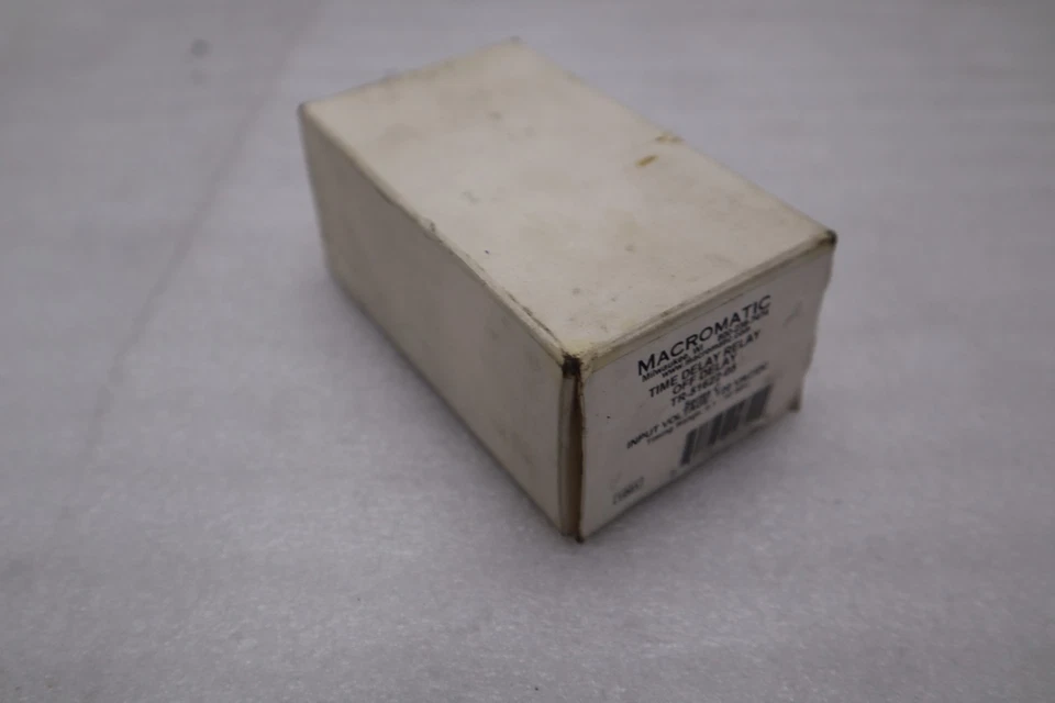 MACROMATIC TR-51622-05 120VAC/DC 10A 0.1-10S - NEW IN BOX - STOCK K778CC - Image 4 of 4
