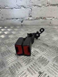 VW GOLF VI Cabrio 517 Hintere mittlere Sitzschnalle 8v0857739a 1.40 21513627