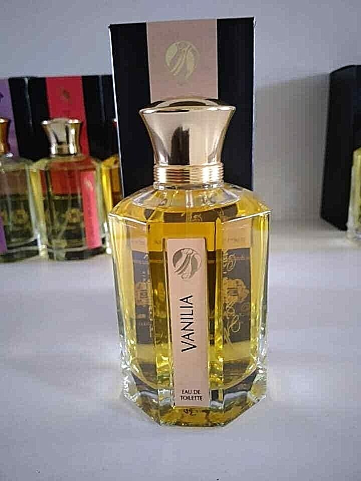 L'Artisan Parfumeur

アムール ノクターンEDP Amazon.com : L'artisan Parfumeur La Chasse Aux Papillons Edt