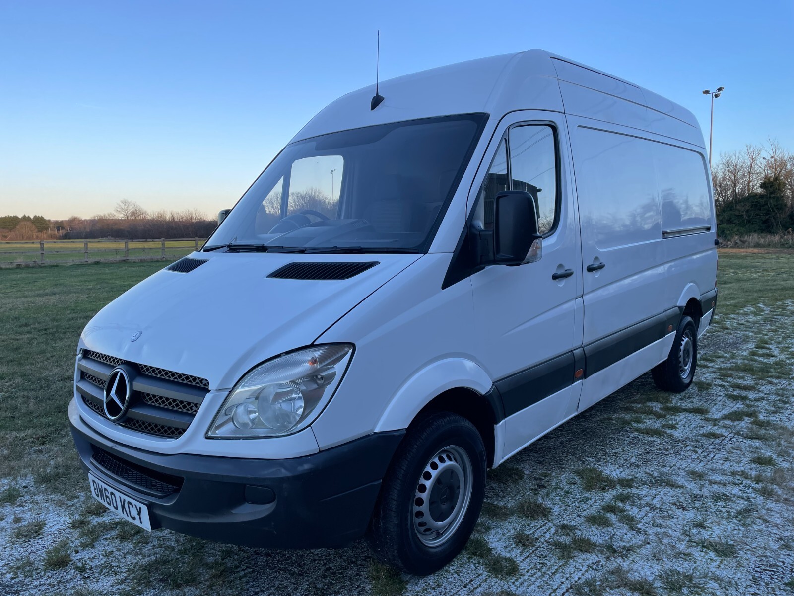 MERCEDES*SPRINTER*MWB*H/ROOF*178K MILES*SERVICE*CRUISE*NO VAT eBay