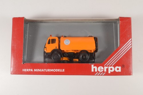 Camión barredora de carretera Herpa HO Mercedes Benz SK '94 - 144896 | Zustand: New