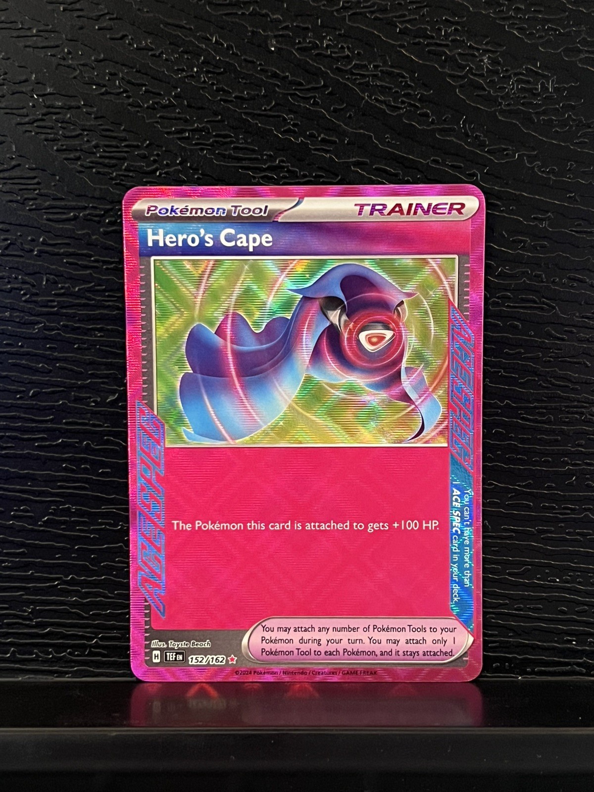 Hero's Cape (Ace Spec Rare) 152/162 Pokémon TCG Temporal Forces - NM