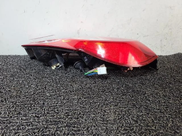 Chevrolet Spark EV 2015 luz trasera derecha Foto 4 de 4