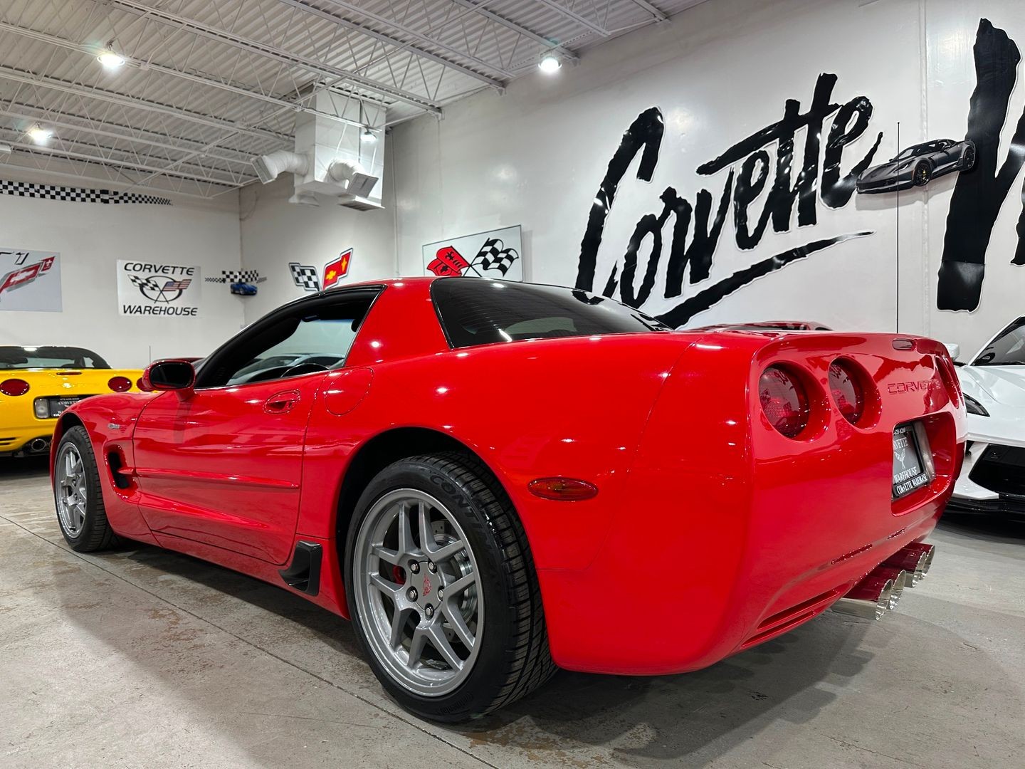 2003 [70U] Torch Red Chevrolet Corvette   | C5 Corvette Photo 6