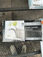 Glacier Bay Hemming Pull Out Sprayer Kitchen Faucet Stainless Steel 1006 744 001