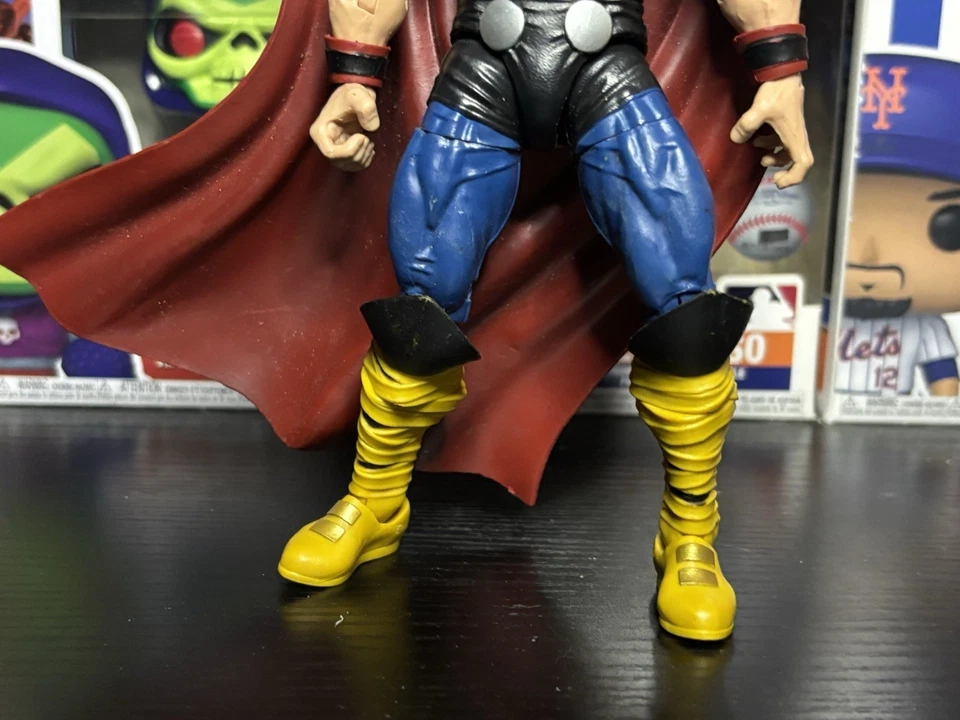Marvel Legends 80 años - Thor - Solo figura de acción - Sin accesorios - E1 Foto 4 de 4