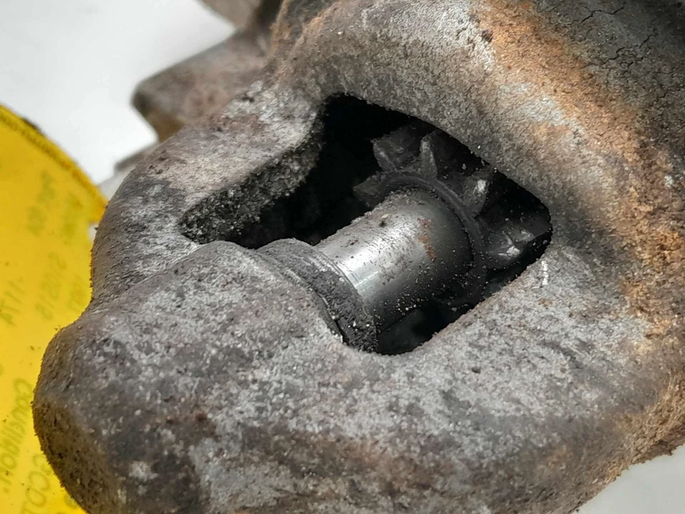 Motor de arranque Chevy GM 2,2 L 3,1 L compatible con S10 Corsica Cavalier Grandam reemplaza OEM Foto 3 de 4